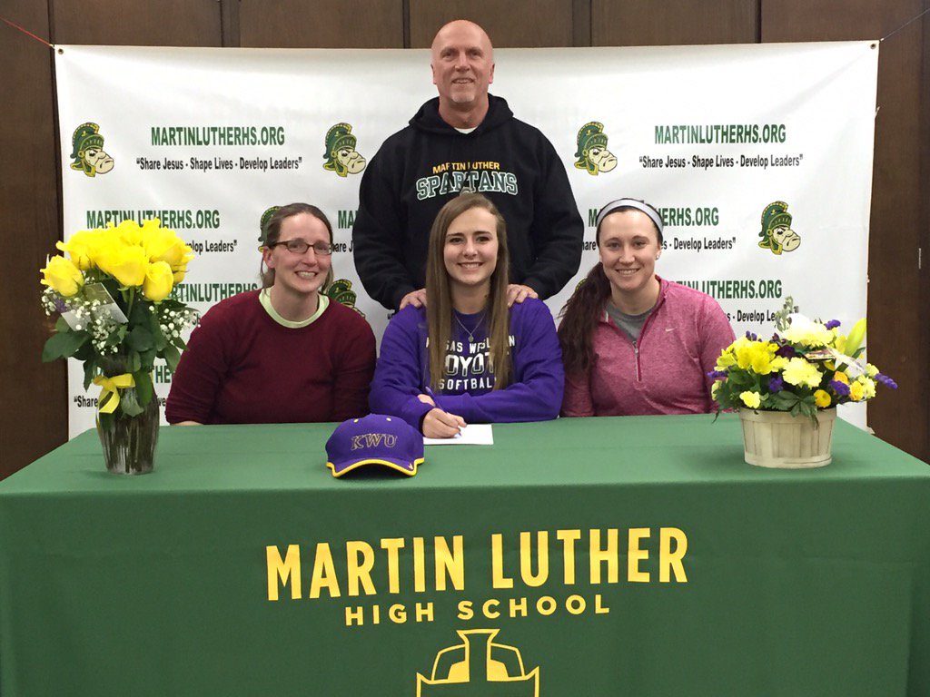 MartinLutherSoftball tweet media