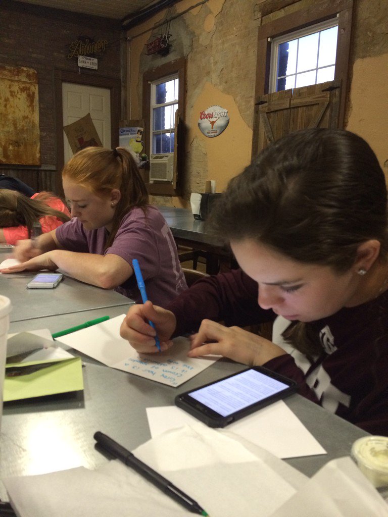 Community4h's tweet photo. Community 4-H'ers writing cards &amp; notes to residents of local assisted living facility. #Community4HServes #Texas4H https://t.co/H3cULi5O2G