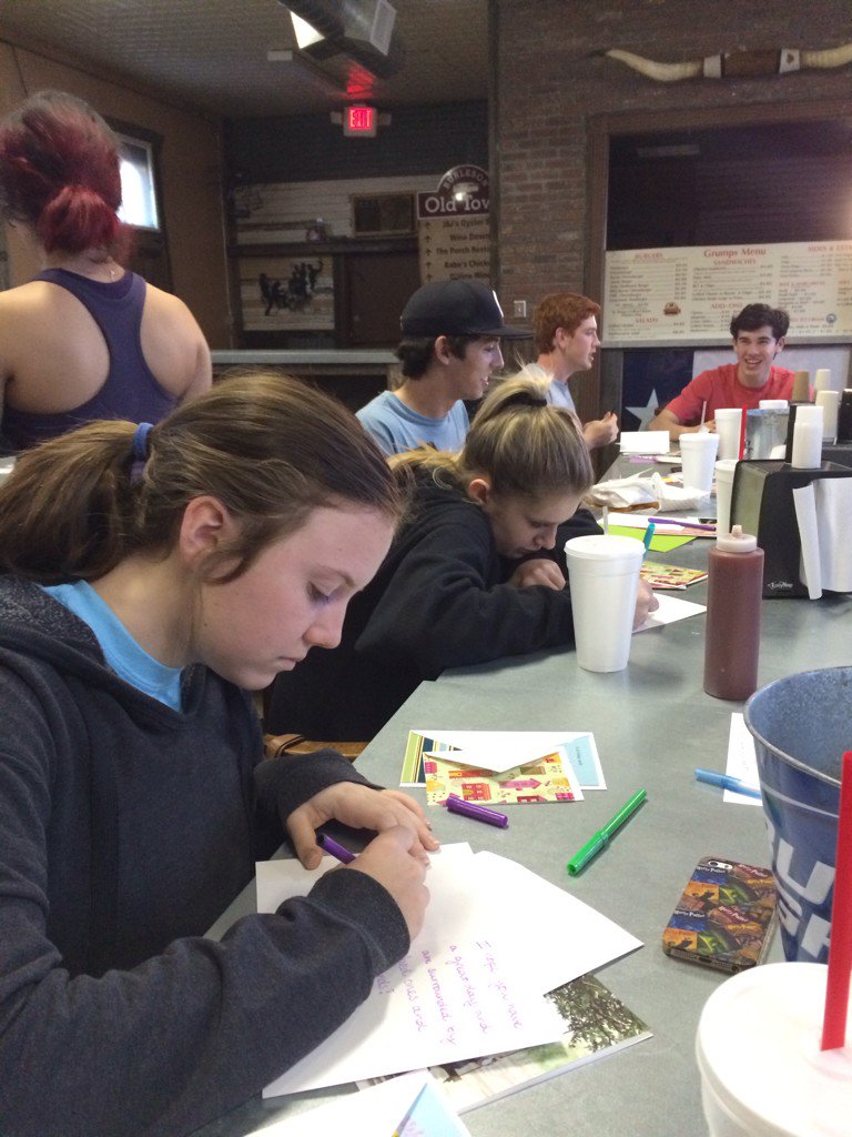 Community4h's tweet photo. Community 4-H'ers writing cards &amp; notes to residents of local assisted living facility. #Community4HServes #Texas4H https://t.co/H3cULi5O2G