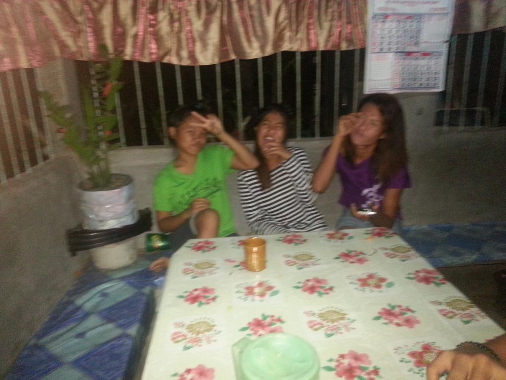 chingkitayy's tweet photo. Last night :) with them.
#UnplannedJam'n https://t.co/AWIe45GOpQ