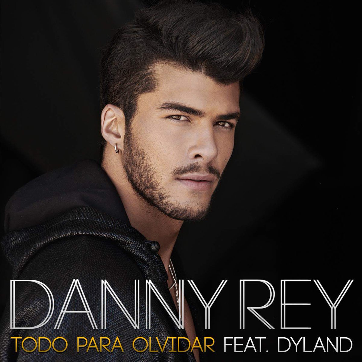 DanEdoMex's tweet photo. Queremos a Danny Rey en @ElEvento40CDMX !! 🙌🙌 #TodoParaOlvidar @los40mx https://t.co/Mu4ZqecejR