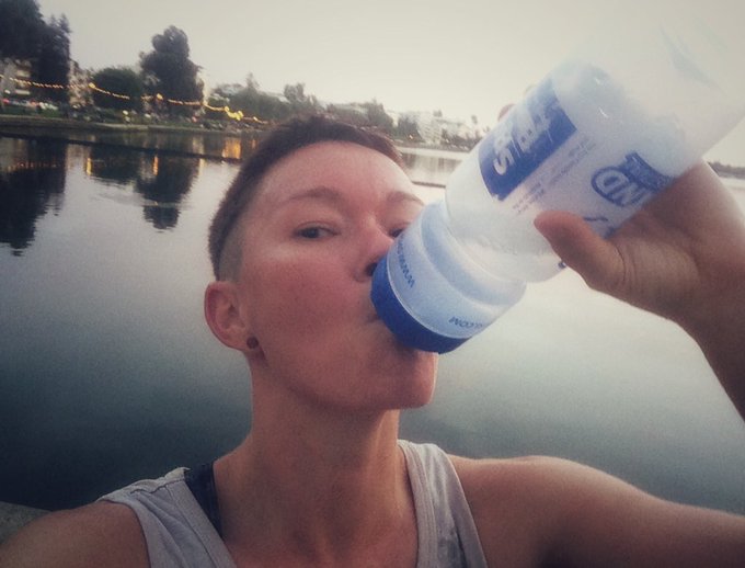 #SelfieChallenge Day 2 complete. #triathlontraining #swimbikerunselfie https://t.co/tULidQ4QE9<a href="/tag/selfiechallenge"class="tags">#SelfieChallenge</a><a href="/tag/triathlontraining"class="tags">#triathlontraining</a><a href="/tag/swimbikerunselfie"class="tags"><span>#swimbikerunselfie</span></a>
