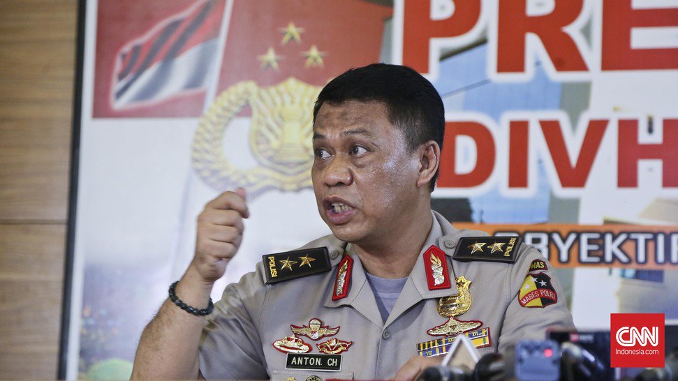 CNNIndonesia's tweet photo. Polri Merasa Diadu Domba dengan Muhammadiyah https://t.co/vRQDlMvUy6 https://t.co/IpEarMUXB1