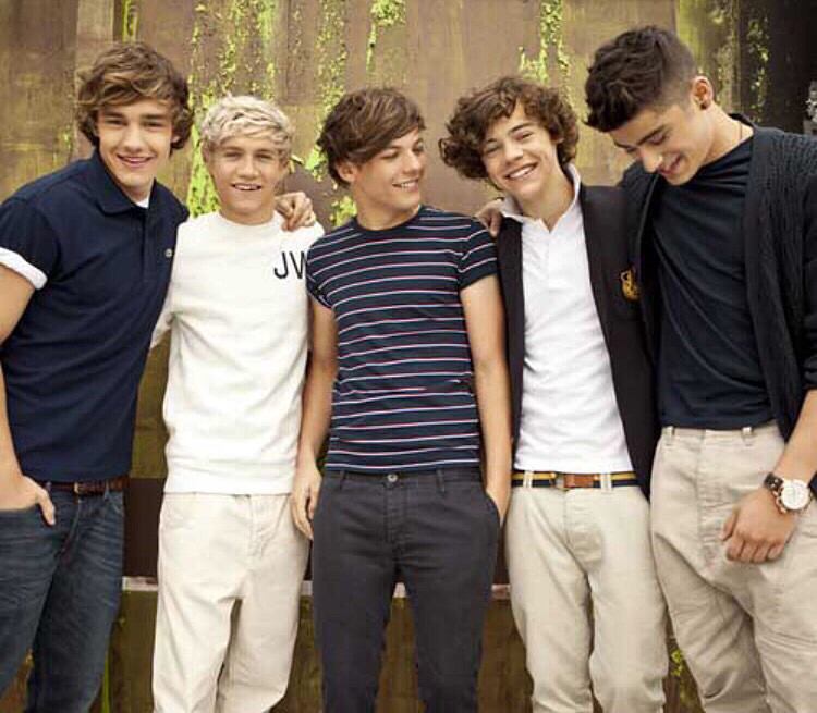 ＃One Direction好きな人
＃One Direction5人じゃないとやな人
＃One Direction活動休止やだっ！！って人
＃RT
＃相互希望

＃RTしたらフォローする！！