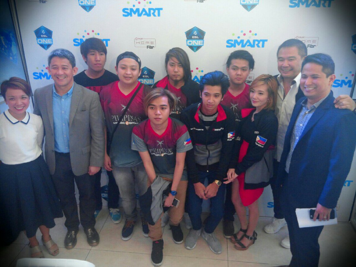 megabitescomph's tweet photo. Ultimate fighters assemble! ESL ONE Manila on April 23/24 together with PLDTHomeFibr &amp; Smart #UltimateGamingAtHOME https://t.co/xfsTc14jjE