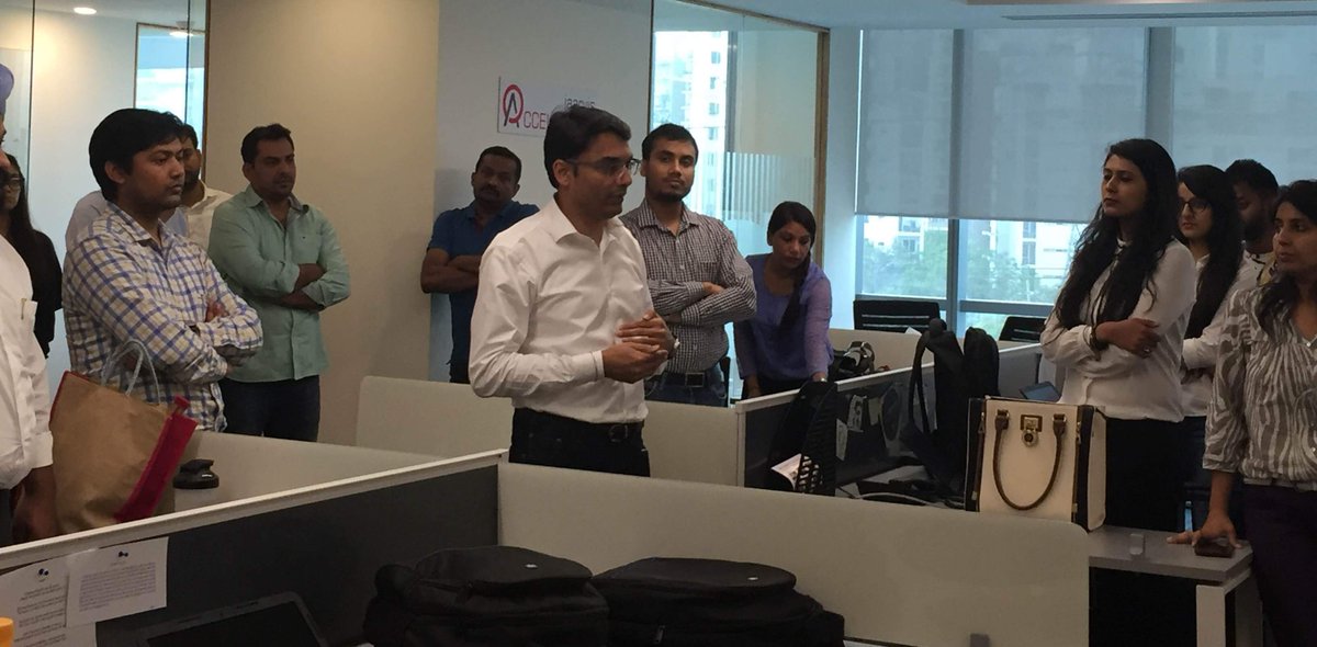 jaarvislabs's tweet photo. 'Be True to Yourself' - Our Co-founder and COO @JaspalSarai drops a pearl of wisdom at Gurgaon office. #townhall https://t.co/S0jCwk7ghX
