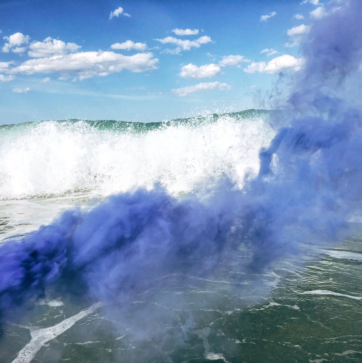 RyanPernofski's tweet photo. Running through the sea with my smoke #youknowhowthatshouldgo https://t.co/WmTAwumHoq