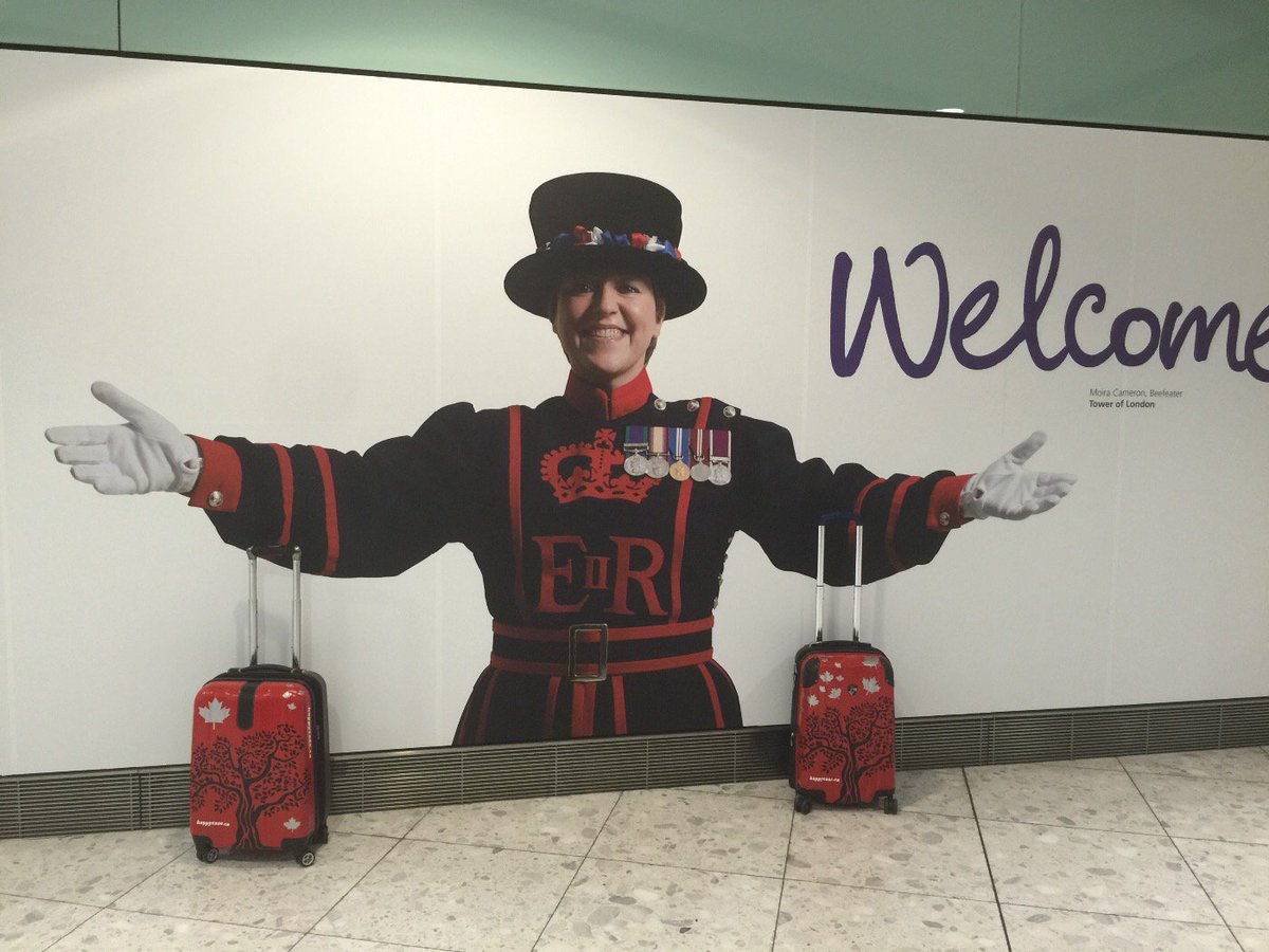 lookslikemine's tweet photo. @HeathrowAirport we nade it. Now the journey begins! https://t.co/Km24STn212