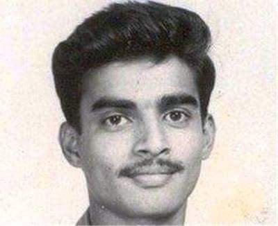 filmytheka's tweet photo. @ActorMadhavan #Howzdat 😜😜😜😜 https://t.co/lZ3oBDiN0j