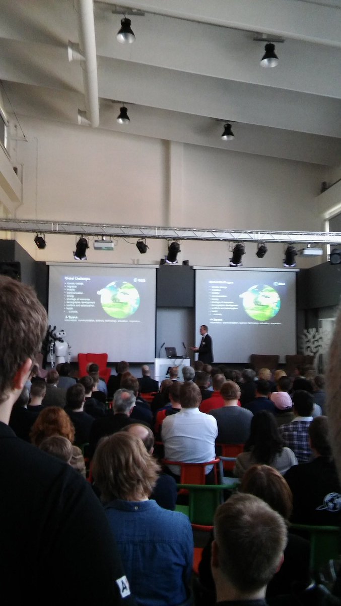 ESA director general Johann-Dietrich Wörner visits Aalto University!