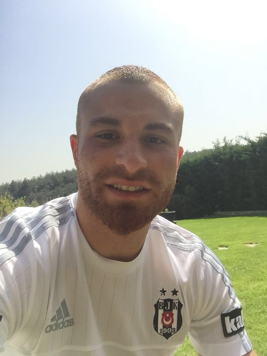 Regaib Kandilimiz ve üç aylarımız mübârek olsun. Hepinize hayırlı gün geçirmenizi dilerim. 
#regaib #kandil #üçaylar