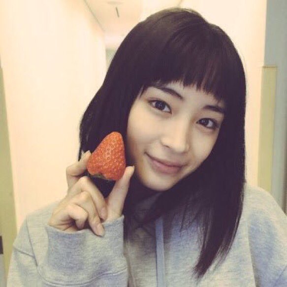OvqcL's tweet photo. 来週のモニタ二ング広瀬すずちゃん出る！！
#みんなで視聴率上げよう https://t.co/aqd4xHpsAS