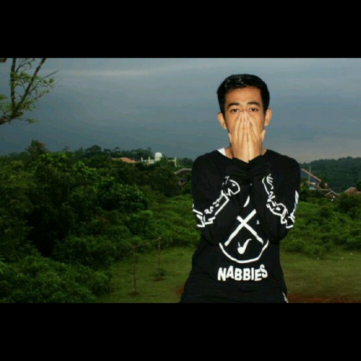 Muhamadagus_02's tweet photo. Sajira indah kan😂😊 https://t.co/PV2zvHhQqf