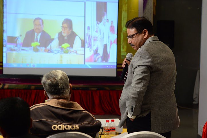 Editor_Dwivedi's tweet photo. Interacted with Mr.Bachchan via V-Sat in Allahabad at launch of Hep B Media Campaign in Mumbai. #MissionIndradhanush https://t.co/nFwHNEIpj8
