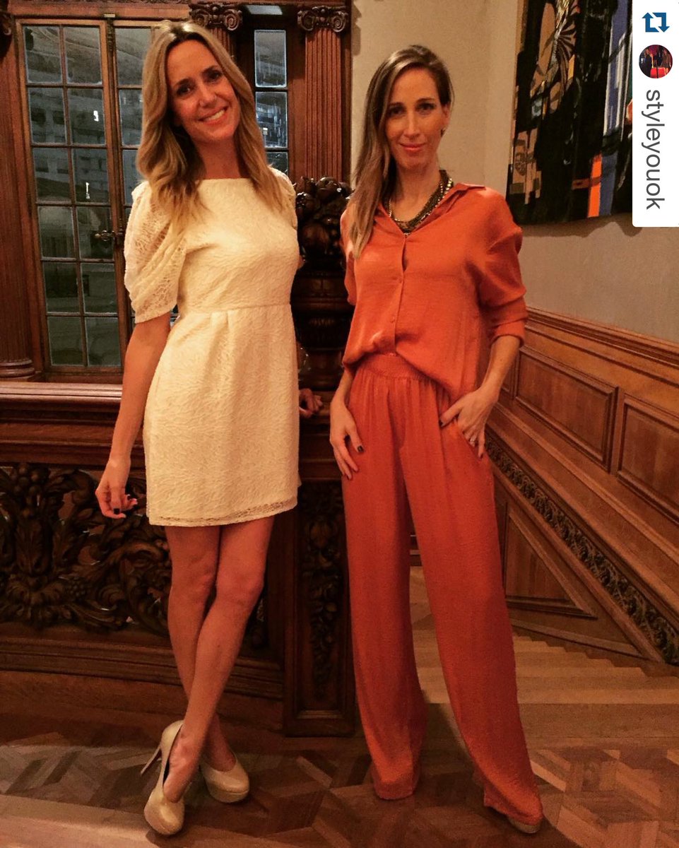 styleyouok's tweet photo. Para #LesAvantPremieres2016  @styleyouok se viste de @murgacolombini 🎉🔝👏 #merci 🙋🙋 #StyleYou  #trendsetter #trendy https://t.co/8SpC7nrJ2B