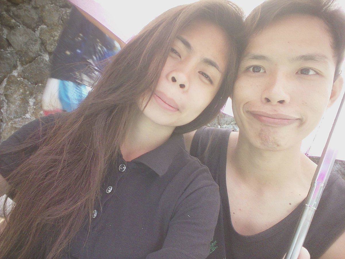 bhaby_rm's tweet photo. hi selfie at hidden sanctuary :) huggard . https://t.co/MxgAYVzsUw