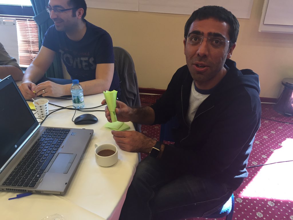aliabadreldin's tweet photo. Designing vases #designthinking #softTechHackathon3 @IBMBluemix https://t.co/OfXGRe2MGE