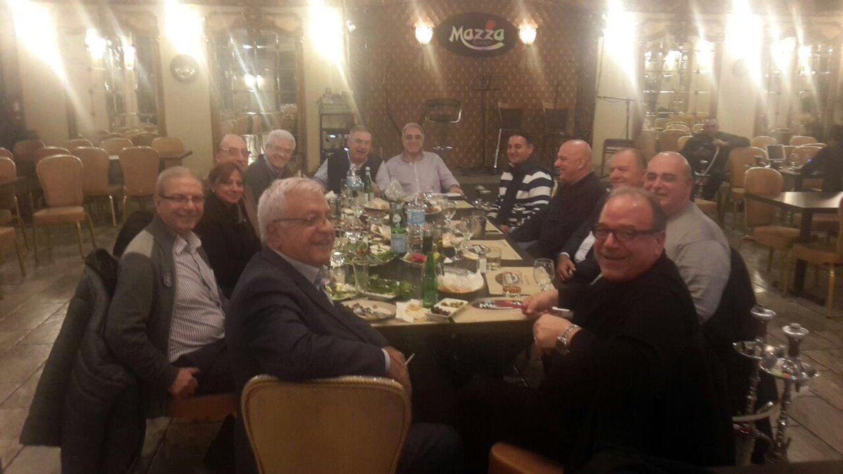 EdmondMassih's tweet photo. Dîner à l'arrivée à Toronto avec les candidats #ULCM https://t.co/mOTJBboJVF