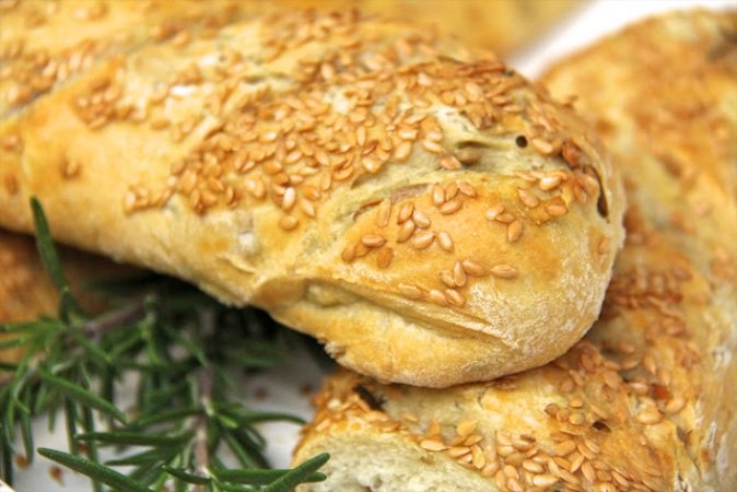 JBandBrothers's tweet photo. Have a look at the methods of making #artisanbread. Click:https://t.co/bsS11GhJIM

#ArtisanBreadLineEquipment https://t.co/FgClP4QaNm