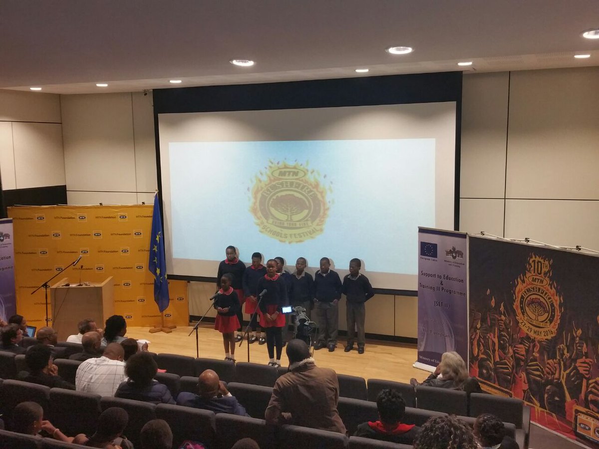 MTNBushfire's tweet image. Beautiful choristers from St Marks welcomed all the guests. #ArtsDevelopment #SchoolsFest #BringYourFire #WeAre10