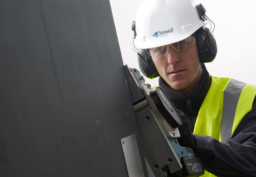 Sewell_Group's tweet photo. Ongoing #Maintenance and #DayWorks on site at @Draxnews to manage and improve their estate! https://t.co/A4DMiH7roG https://t.co/R8D7OnAe1L