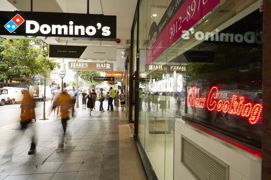 ImrunMallik's tweet photo. mashable : Domino's wants to make pizza in 3 minutes and deliver in 10 minutes … https://t.co/fYSVSJY3Bg) https://t.co/lA8l3fOss3