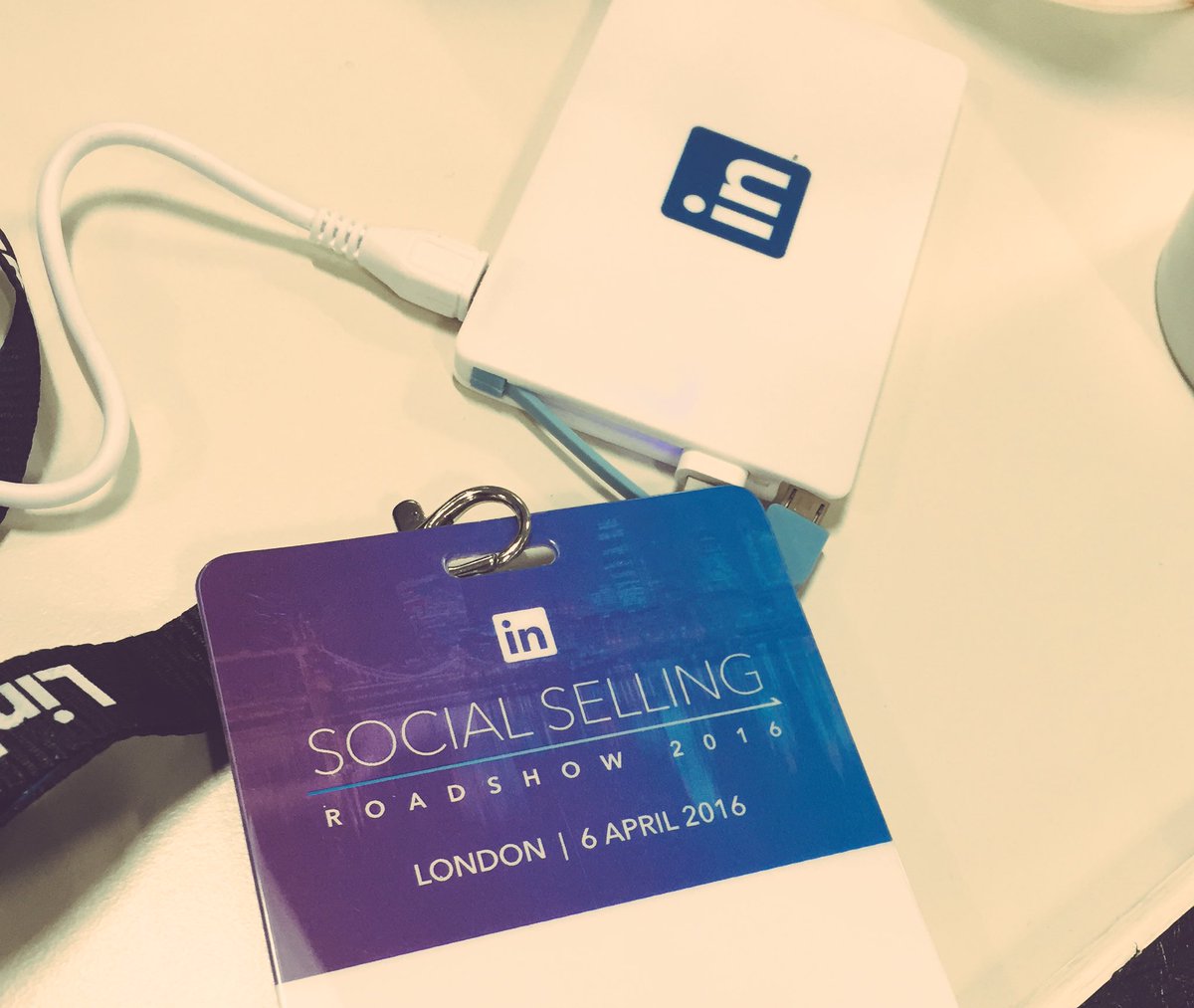 ChloefHoward's tweet photo. Making use of my new power pack from #socialselling16 @LinkedInUK - all very interesting! #SocialMediaMarketing https://t.co/bwEl1evNaT