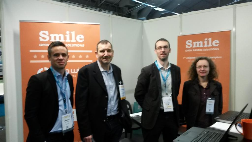 Les Experts à #Documation2016

#GED #Paris <a href="/GroupeSmile/">Smile - I.T is open</a> <a href="/openwideSI/">OpenWideSI</a>