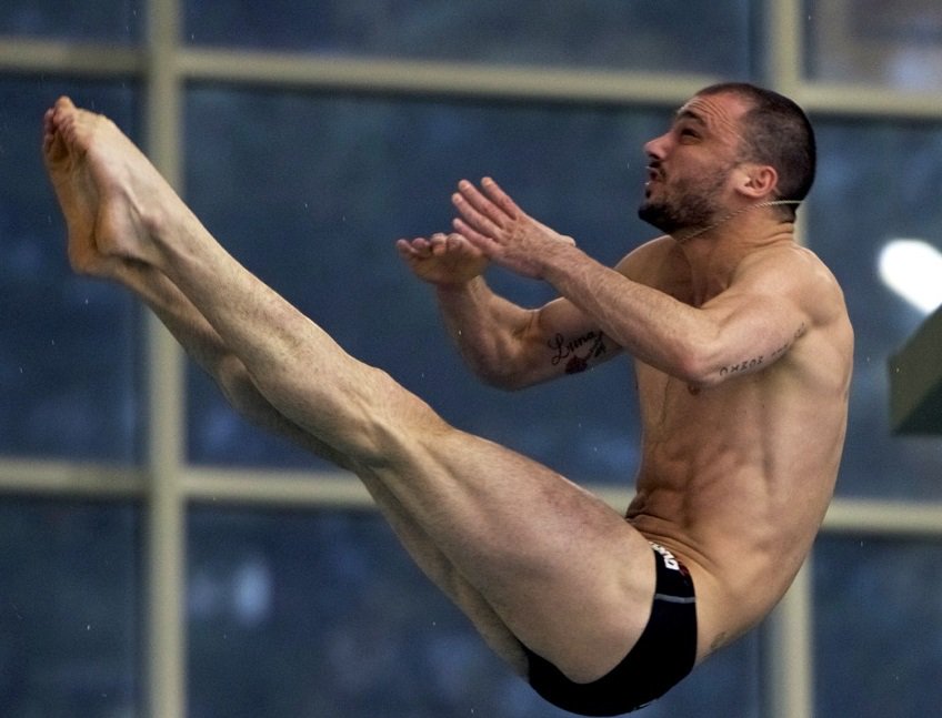Swimbizitalia's tweet photo. Intervista a #MattiaPlacidi, la caduta e il ritorno https://t.co/9ZvsLs5Lj5 #tuffi @zimattius https://t.co/PtUvLShw0v