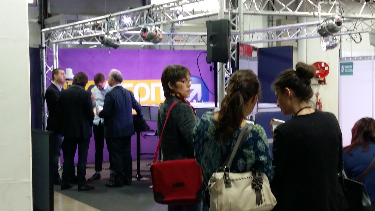 cadomaestro's tweet image. En direct du Dev Com #DevComLyon #ecommerce