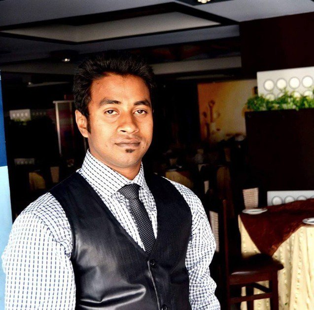 ImrunMallik's tweet photo. mashable : Bangladeshi student who criticised radical Islamists is hacked to death … https://t.co/3lCRUWFyps) https://t.co/Qz2hpM49aH