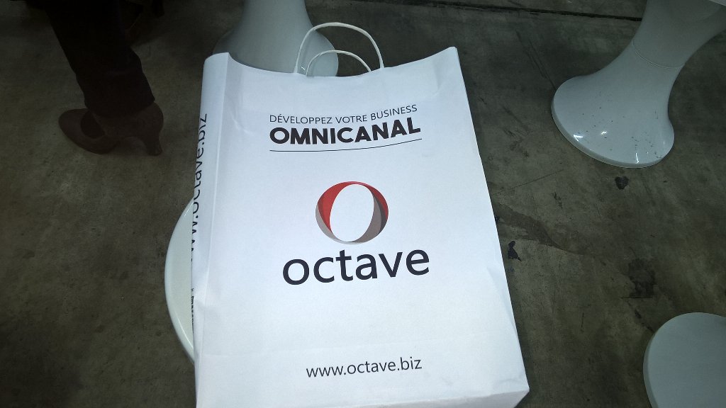 ProfilsenOr's tweet image. Il y a quoi dans les sacs distribués au #DevComLyon ?