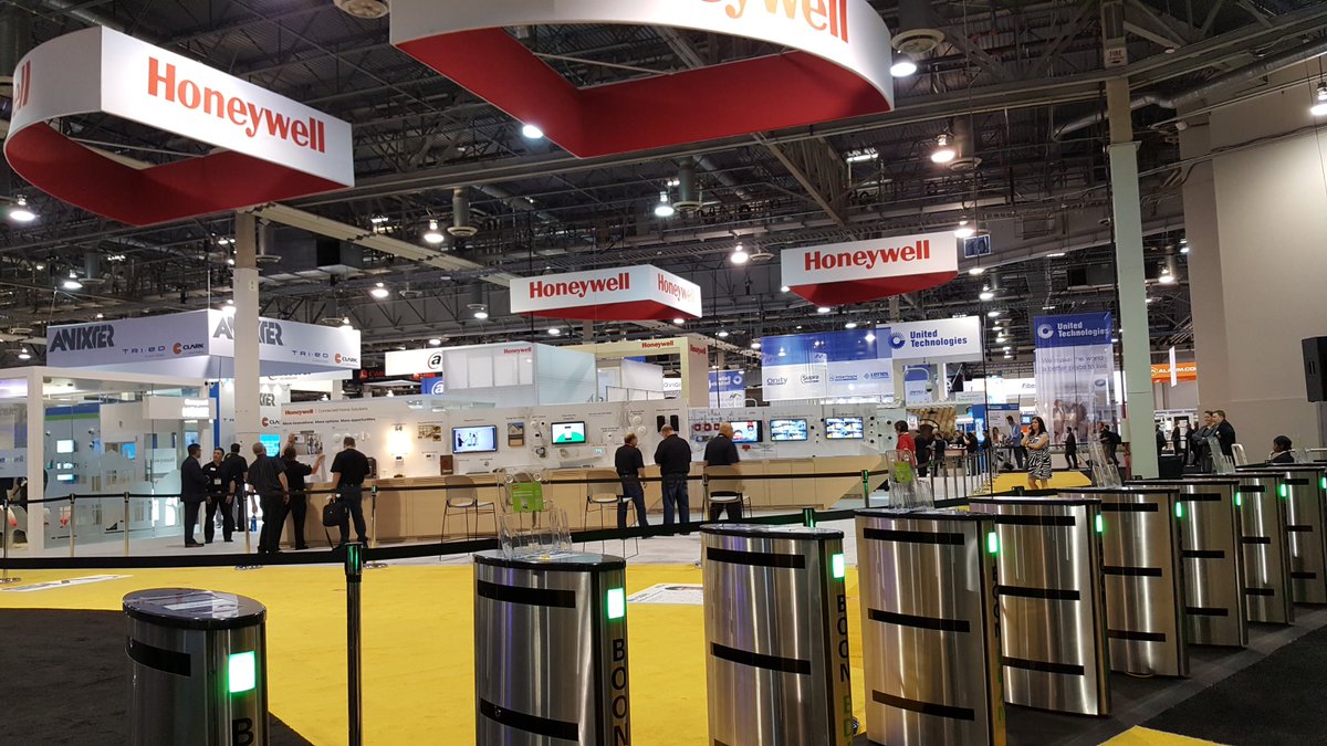 PowersVibes's tweet photo. Great way to cap off the day 1 here at #ISCWest16! Come on out and see us tomorrow in Booth 25041! #accesscontrol https://t.co/kiQicOQkQi