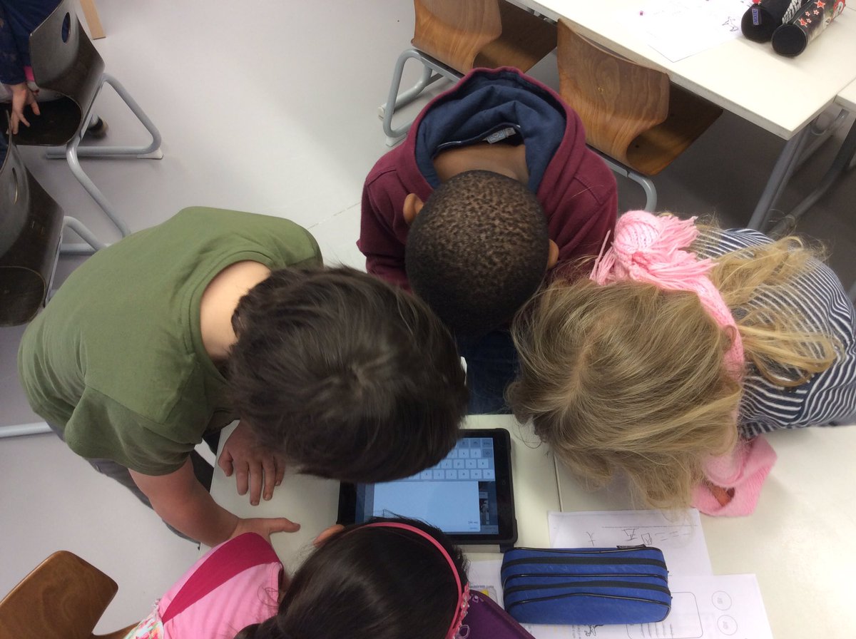 BMSPrimary's tweet photo. Grade 1 learning to use @BookCreatorApp taking pictures of their classroom and adding text. #edtech #pyplearning https://t.co/u9ZH4wrYjr