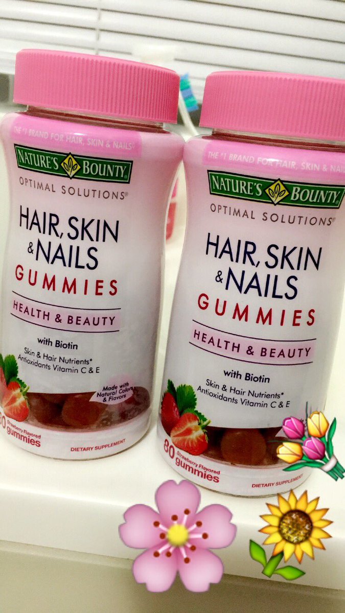 Compre estas vitaminas en CVS, espero me valla bien. Para las uñas, piel y cabello. 🙋🏼👍🏻