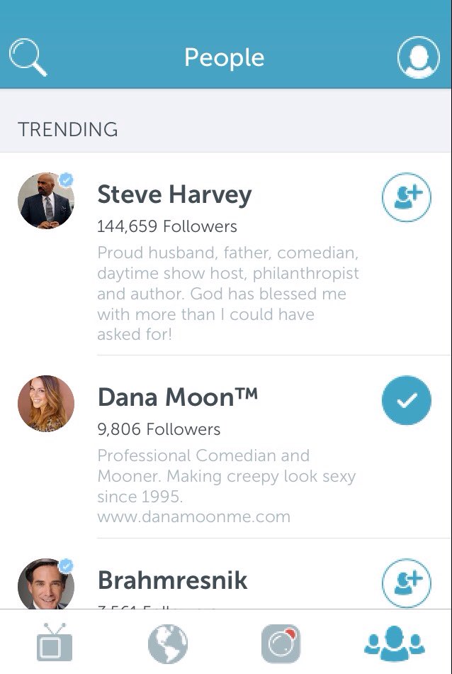 QuidProQuoJoe's tweet photo. @DanaMoonme Now I see how you made the Trending list on #Periscope . Right after @IAmSteveHarvey . 👍 👏 😂 https://t.co/PRLfVEAlkl