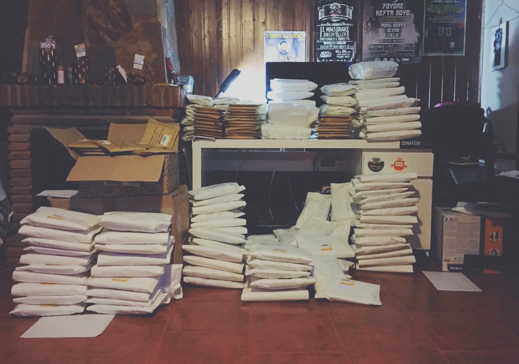 ElCortex tweet media