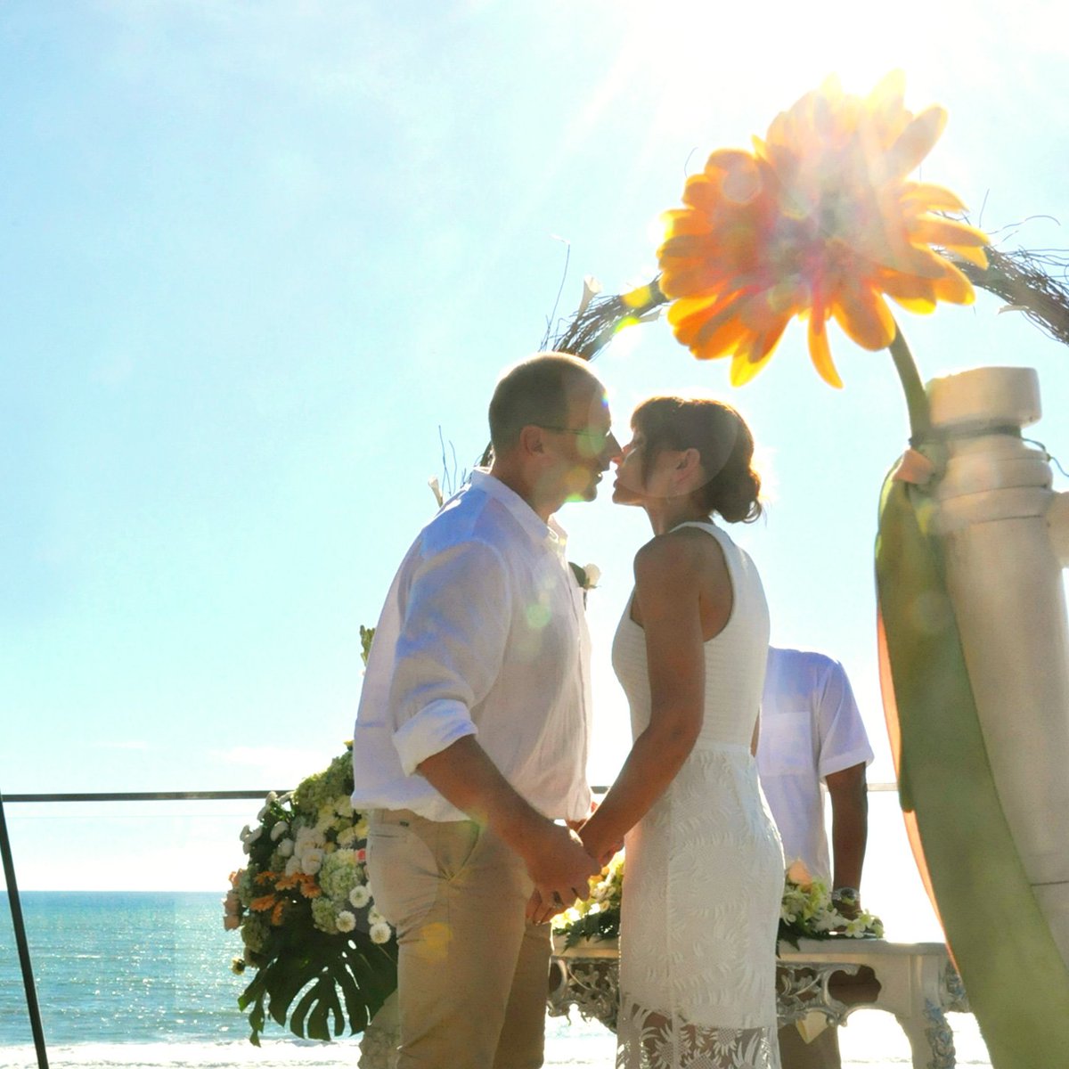 MoonliteBali's tweet photo. Start your #love #journey in the #romantic vibes that our rooftop has to offer.
#moonlite #bali #seminyak #wedding https://t.co/4oS4t25He5