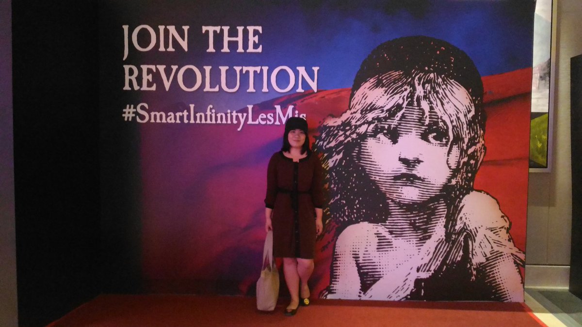 AnjelaEra's tweet photo. Tried to embody a girl of cold and dark, courage and love #SmartInfinityLesMis #LesMisManila #LesMiserables #eponine https://t.co/DEzn3Gc0Gi