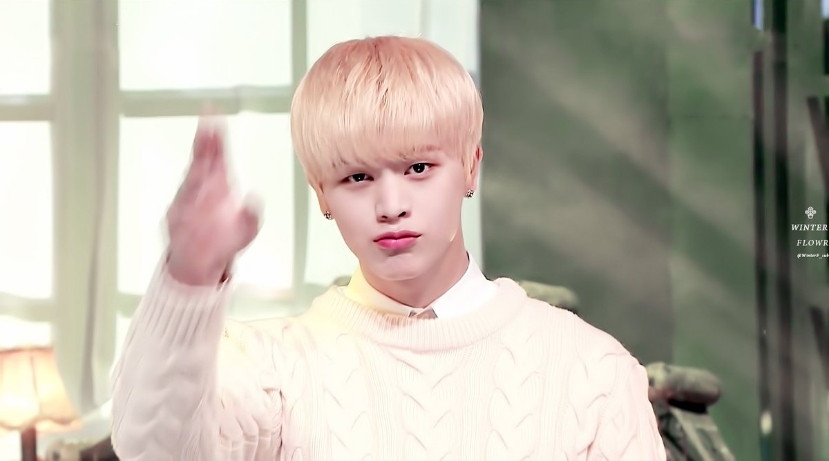 비슷한 헤어스타일의 트와이스 유정연-비투비 육성재 | 인스티즈