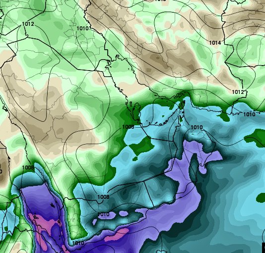 بخار ماء واسع على جنوب شرق وشرق الجزيره العربيه يعطي دعم قوي للحاله الجويه على عمان واليمن والامارات والله اعلم