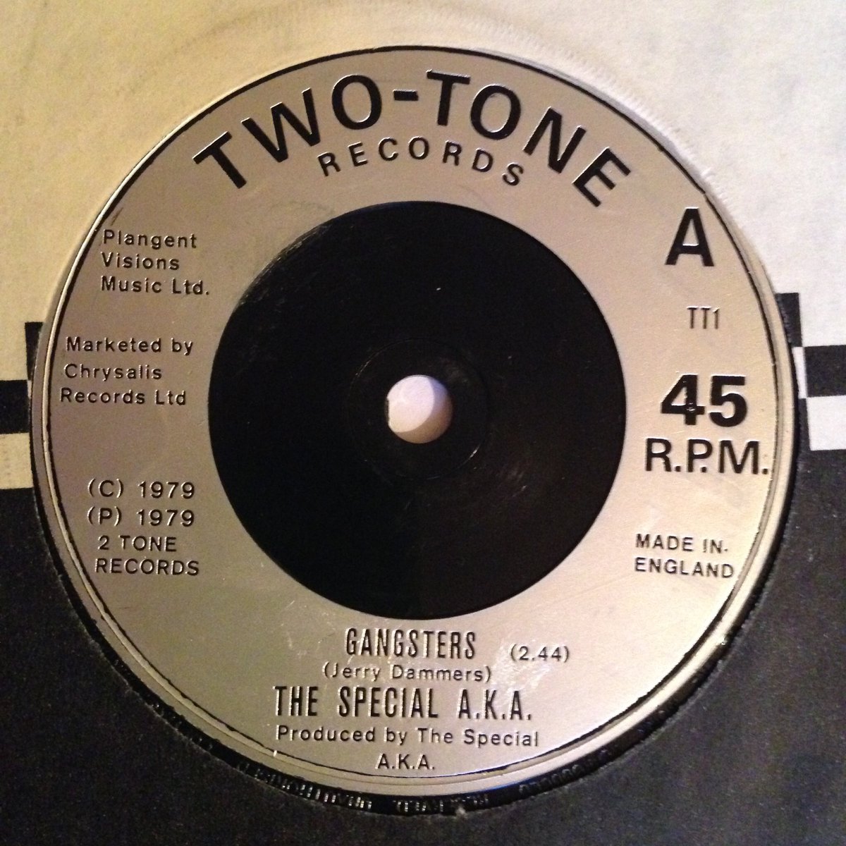 herrytall's tweet photo. @horacepanterart 37 years ago I first listened to this &amp; now my hair colour finally matches the colour of the label https://t.co/qpeZqrBZZA