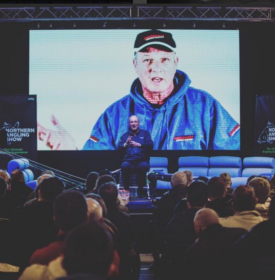 NAnglingShow's tweet photo. My old man always said - "If you're gonna have one, have a biggun!" #bigscreen 
#coarsefishing #tommypickering #NAS4 https://t.co/QxpwFQZhP5