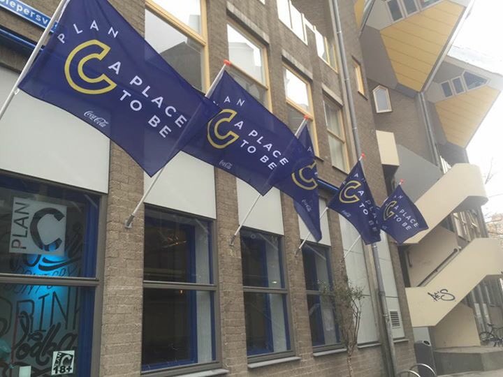 Vrijdag officiële opening van #planC! Terug van weggeweest. Lekker #dansen #bandjes kijken en #borrelen. #oudehaven