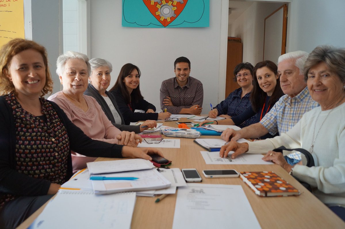 Fgilgayarre's tweet photo. El Grupo de familias de #GranjaSanJosé ya está preparando el 2do #EncuentrodeHermanos  de Granja. Será el 18 junio https://t.co/OaAj9xk8Z2