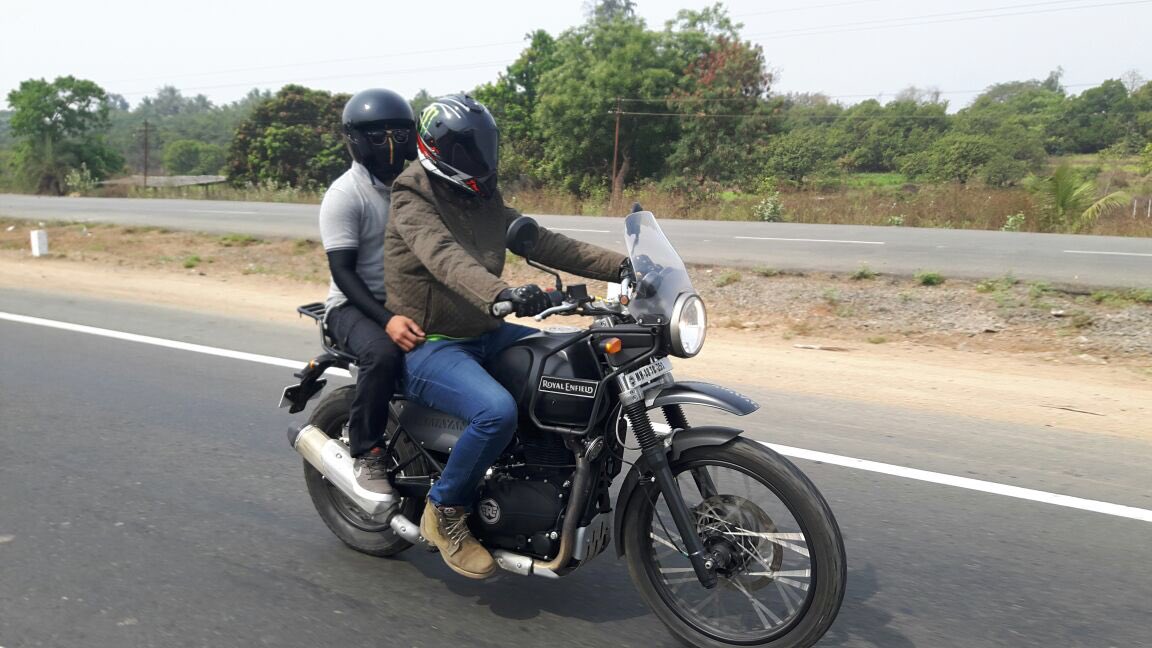 ridingstories's tweet photo. Riding @royalenfield #himalayan was gun. #silvassadiaries #throwback #ReOneRide #REONERIDE 2016 https://t.co/ePG3AkYRDJ