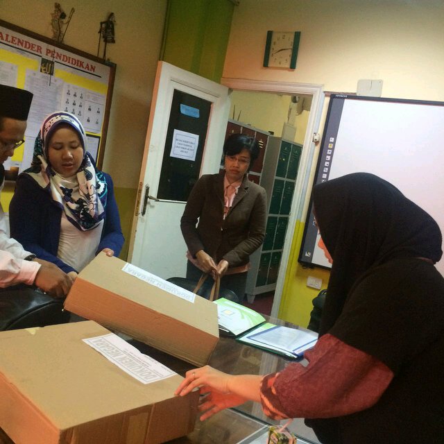 shubags's tweet photo. Kontrak baru angka baru♥ https://t.co/KMj2d44lIk