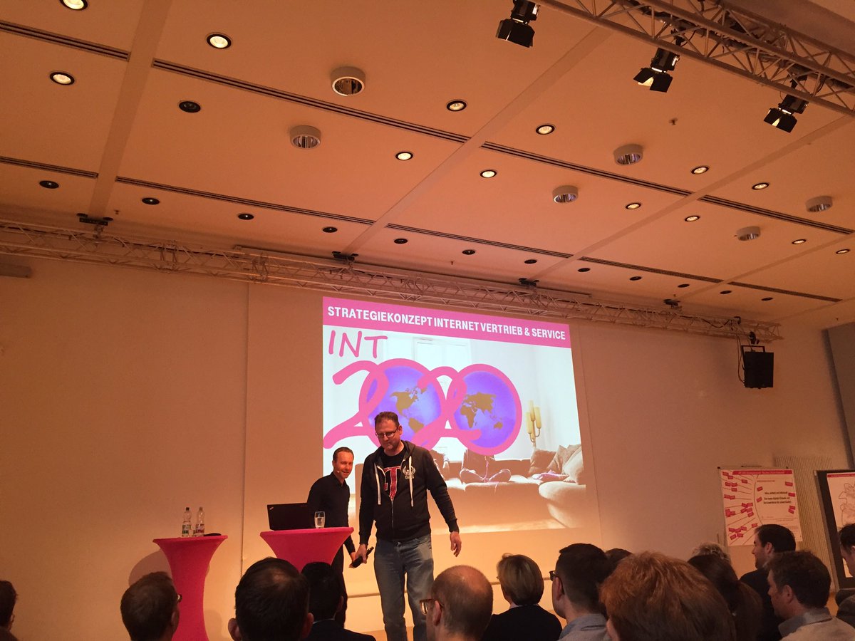 eve_dte's tweet photo. @Freagy und Martin Greger jetzt zur INT Sales &amp; Service Strategie. Freu mich drauf #allhands https://t.co/HNCelvPq5E