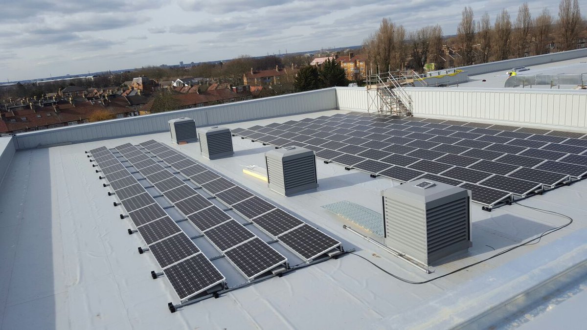 EcoWattSolar's tweet photo. 96kW installation on Waltham Forest Leisure Centre! https://t.co/4lsiwyYMlK