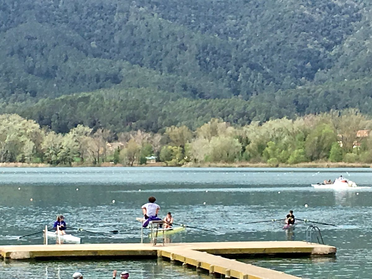 PutneyHighSport's tweet photo. Franki working with some seniors from the dock! #PutneyPanthers #RowCamp https://t.co/cong5GYkvQ